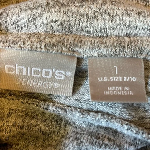 Chico’s Zenergy grey oversized top - Picture 3 of 5
